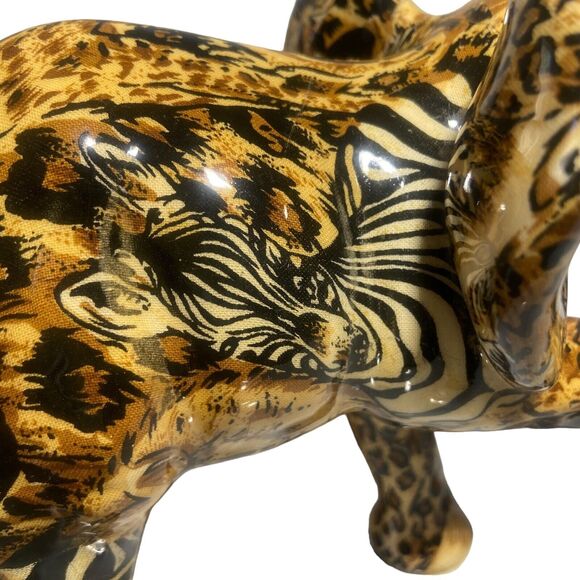 Lot of 2 La Vie Trunk Up Elephant Figurine Safari Animal Print Patchwork Ceramic - Picture 17 of 17